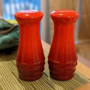 Le Creuset Salt Pepper Shakers Cerise (NWOT)